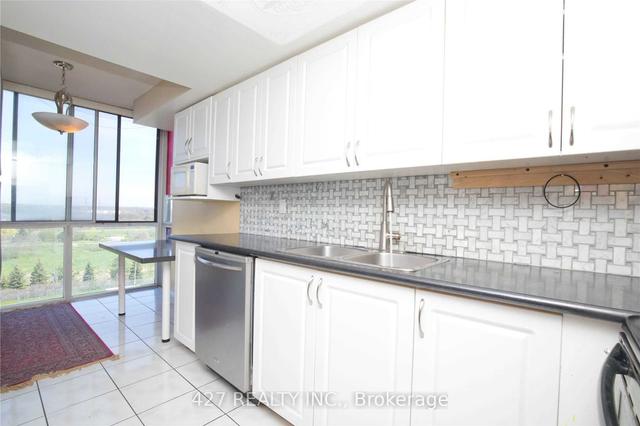 1105 - 10 Markbrook Lane, Condo with 2 bedrooms, 2 bathrooms and 1 parking in Toronto ON | Image 3
