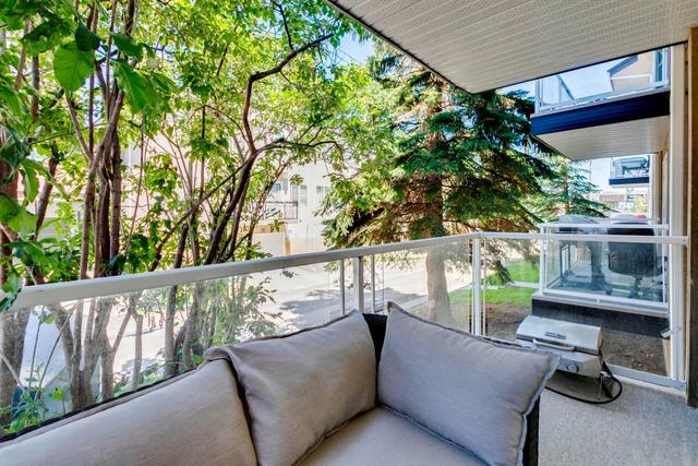 104 - 2010 35 Avenue Sw, Condo with 2 bedrooms, 1 bathrooms and 1 parking in Calgary AB | Image 3