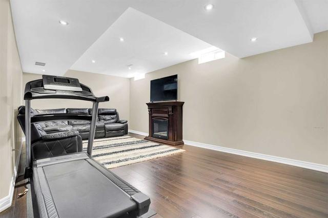 78 Brentcliff Dr, House detached with 3 bedrooms, 3 bathrooms and 6 parking in Brampton ON | Image 28