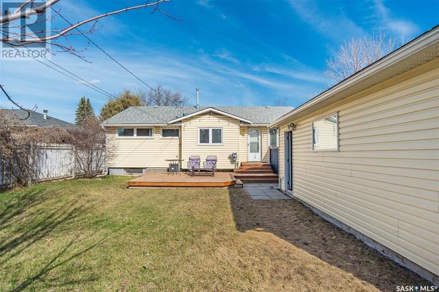 2338 Dufferin Avenue, House detached with 4 bedrooms, 2 bathrooms and null parking in Saskatoon SK | Image 30