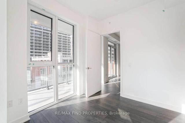 521 - 38 Iannuzzi St, Condo with 2 bedrooms, 2 bathrooms and 1 parking in Toronto ON | Image 13