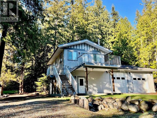 1356 Roberts Creek Road, House detached with 3 bedrooms, 3 bathrooms and 9 parking in Sunshine Coast D BC | Image 6