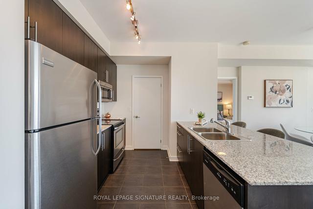 908 - 400 Wellington St W, Condo with 2 bedrooms, 2 bathrooms and 1 parking in Toronto ON | Image 2