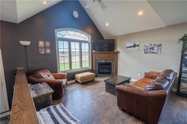 6876 Lalonde Boulevard, House detached with 4 bedrooms, 3 bathrooms and 10 parking in South Glengarry ON | Image 6