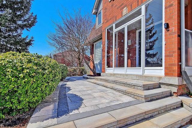 2 Calderbridge Cres, House detached with 5 bedrooms, 5 bathrooms and 8 parking in Markham ON | Image 12