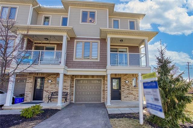 16 - 35 Scarlett Common, House attached with 3 bedrooms, 2 bathrooms and 1 parking in St. Catharines ON | Image 3
