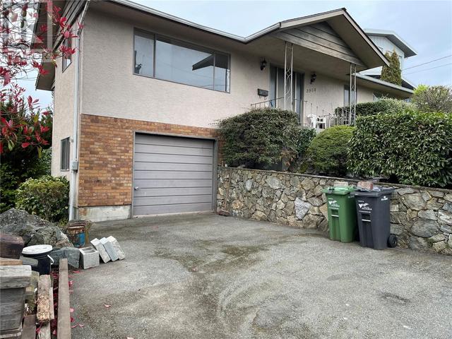 2958 Irma St, House detached with 3 bedrooms, 2 bathrooms and 3 parking in Victoria BC | Image 14