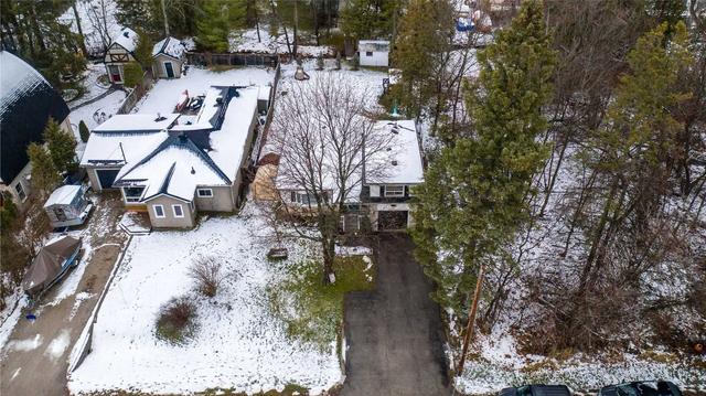 1082 Spruce Rd, House detached with 3 bedrooms, 2 bathrooms and 6 parking in Innisfil ON | Image 25