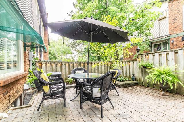 6 - 1572 Kerns Rd, Townhouse with 3 bedrooms, 3 bathrooms and 2 parking in Burlington ON | Image 29