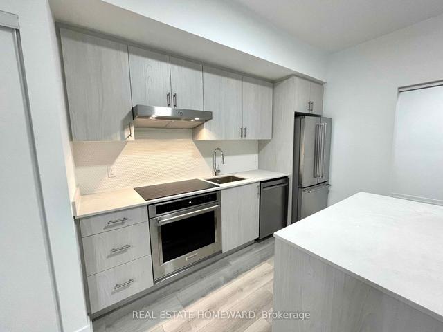 102 - 485 Logan Ave, Townhouse with 2 bedrooms, 2 bathrooms and 0 parking in Toronto ON | Image 26