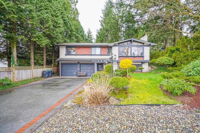 2820 Spuraway Avenue, House detached with 6 bedrooms, 3 bathrooms and null parking in Coquitlam BC | Card Image