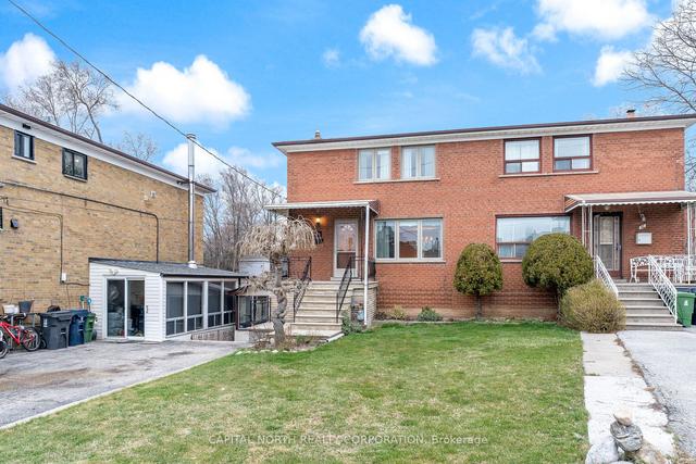 46 Gotham Crt, House semidetached with 3 bedrooms, 2 bathrooms and 3 parking in Toronto ON | Image 23