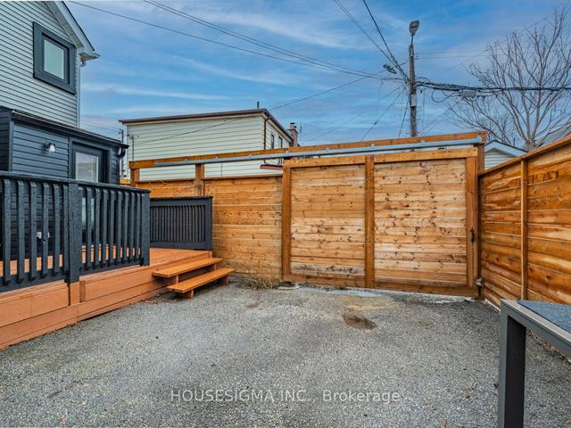 11 Via Italia, House detached with 2 bedrooms, 2 bathrooms and 1 parking in Toronto ON | Image 22