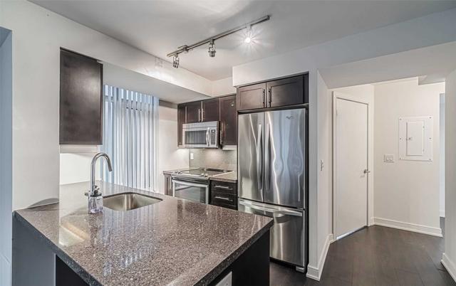 730 - 525 Adelaide St W, Condo with 2 bedrooms, 2 bathrooms and 0 parking in Toronto ON | Image 7