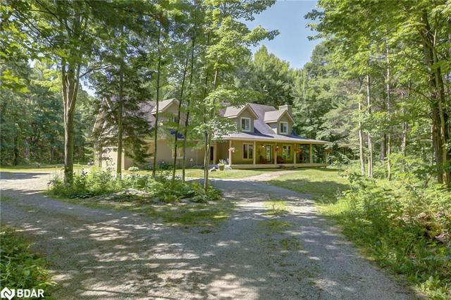 2963 Pinecone Trail, House detached with 3 bedrooms, 2 bathrooms and 10 parking in Severn ON | Card Image