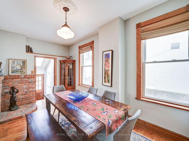 121 Lippincott St, House semidetached with 3 bedrooms, 2 bathrooms and 1 parking in Toronto ON | Image 5