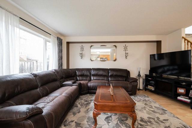 44 Teardrop Cres, House detached with 3 bedrooms, 3 bathrooms and 3 parking in Whitby ON | Image 20