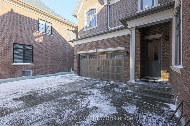 33 Endless Circ, House detached with 5 bedrooms, 5 bathrooms and 9 parking in Vaughan ON | Image 23