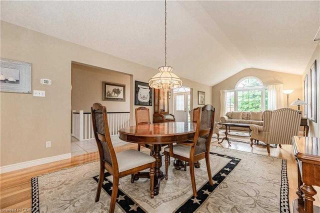 8 Elderberry Crt, House detached with 1 bedrooms, 3 bathrooms and 6 parking in Guelph ON | Image 14