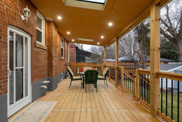 56 Wolcott Ave, House detached with 3 bedrooms, 3 bathrooms and 4 parking in Toronto ON | Image 13