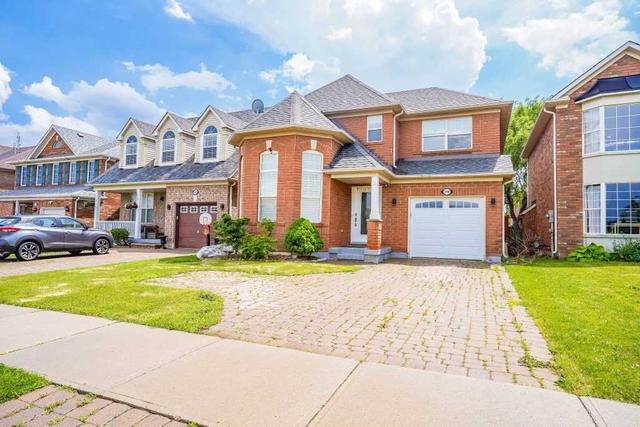 2158 Grand Oak Tr, House detached with 4 bedrooms, 4 bathrooms and 4 parking in Oakville ON | Image 1