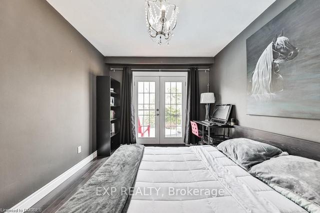 329 Erindale Dr, House detached with 3 bedrooms, 3 bathrooms and 5 parking in Burlington ON | Image 20