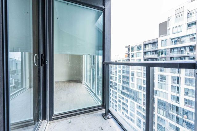 1418 - 27 Bathurst St W, Condo with 1 bedrooms, 1 bathrooms and 0 parking in Toronto ON | Image 9