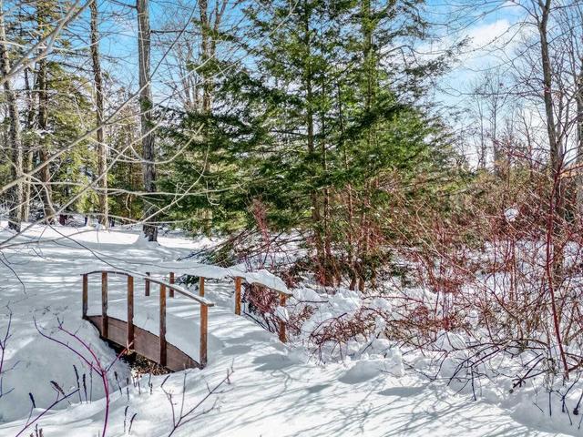 2176 Forks Of The Credit Rd, House detached with 4 bedrooms, 6 bathrooms and 13 parking in Caledon ON | Image 26