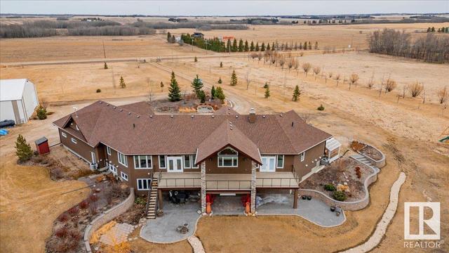 49330 Rge Rd 260, House detached with 5 bedrooms, 5 bathrooms and null parking in Leduc County AB | Image 18