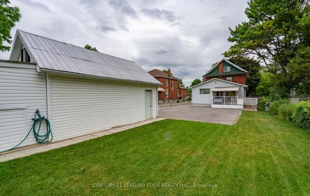 41 Mill St S, House detached with 4 bedrooms, 4 bathrooms and 15 parking in Brampton ON | Image 24