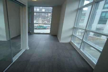 000 - 15 Bruyeres Mews, Condo with 1 bedrooms, 1 bathrooms and 1 parking in Toronto ON | Image 7