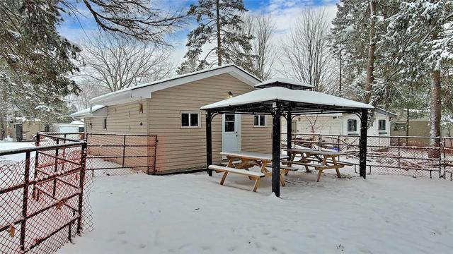 2806 Cumberland Rd, House detached with 2 bedrooms, 1 bathrooms and 3 parking in Severn ON | Image 16