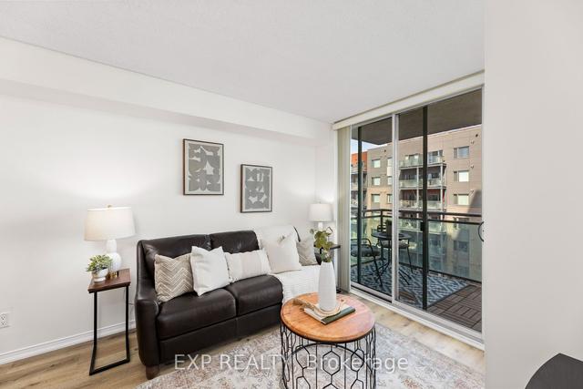 5m - 6 Rosebank Dr, Condo with 1 bedrooms, 1 bathrooms and 1 parking in Toronto ON | Image 6