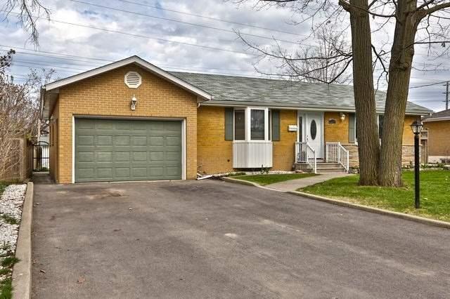 2250 Sunnydale Dr, House detached with 3 bedrooms, 2 bathrooms and 6 parking in Burlington ON | Image 1
