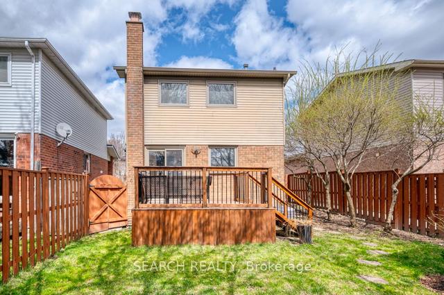 30 Driftwood Cres, House detached with 3 bedrooms, 2 bathrooms and 4 parking in Brampton ON | Image 27