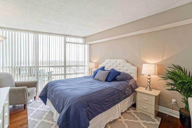 1701 - 50 Eglinton Ave W, Condo with 2 bedrooms, 2 bathrooms and 1 parking in Mississauga ON | Image 17