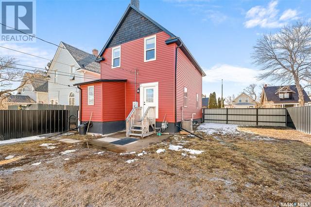 1129 3rd Avenue Ne, House detached with 3 bedrooms, 2 bathrooms and null parking in Moose Jaw SK | Image 46