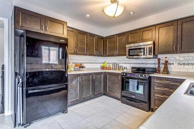 80 Northway Ave, House attached with 3 bedrooms, 3 bathrooms and 3 parking in Whitchurch Stouffville ON | Image 10