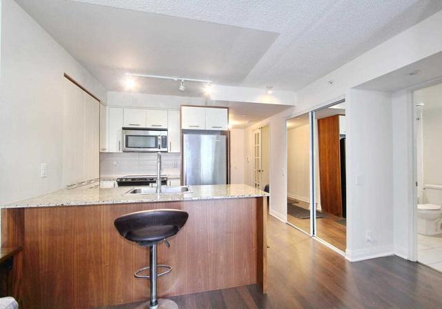 906 - 1 Valhalla Inn Rd, Condo with 1 bedrooms, 1 bathrooms and 1 parking in Toronto ON | Image 26