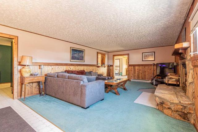 536 4 Street, House detached with 3 bedrooms, 1 bathrooms and 5 parking in Cypress County AB | Image 4
