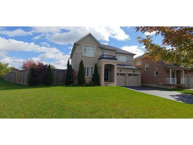 22 Mowat Cres, House detached with 4 bedrooms, 3 bathrooms and 8 parking in Halton Hills ON | Image 12