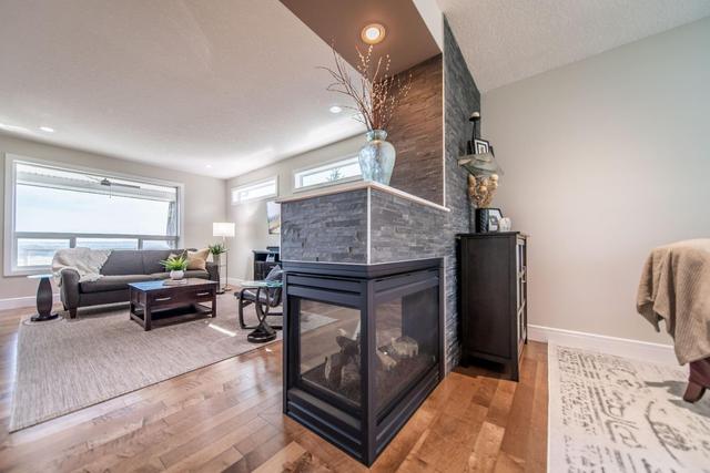 156 Cranarch Crescent Se, House detached with 5 bedrooms, 3 bathrooms and 4 parking in Calgary AB | Image 5