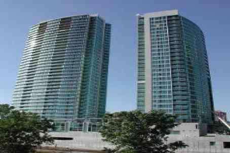 sph2 - 381 Front St W, Condo with 2 bedrooms, 2 bathrooms and 1 parking in Toronto ON | Image 1
