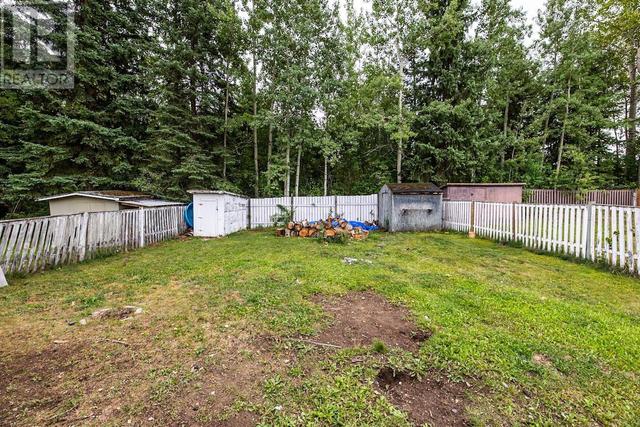 6913 Fairmont Crescent, House detached with 4 bedrooms, 2 bathrooms and null parking in Prince George BC | Image 29