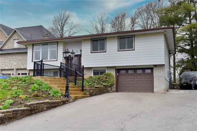8410 Twenty Road E, House detached with 4 bedrooms, 2 bathrooms and 7 parking in Hamilton ON | Image 2