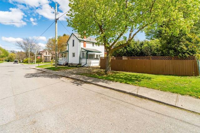 165 Wellington St N, House detached with 3 bedrooms, 3 bathrooms and 2 parking in Woodstock ON | Image 35