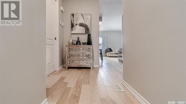 d4 - 33 Wood Lily Drive, House attached with 3 bedrooms, 3 bathrooms and null parking in Moose Jaw SK | Image 3
