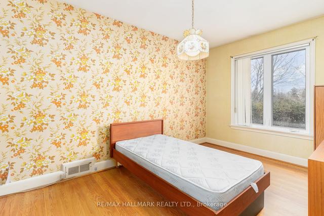 31 Beaucourt Rd, House detached with 2 bedrooms, 2 bathrooms and 3 parking in Toronto ON | Image 7