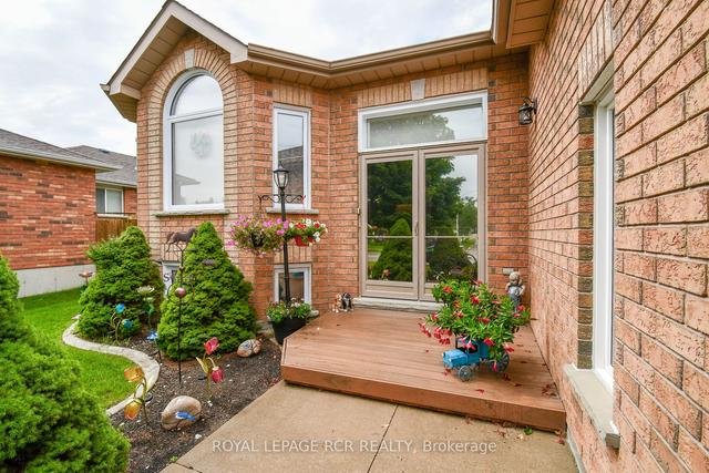 30 Marsellus Dr, House detached with 3 bedrooms, 2 bathrooms and 4 parking in Barrie ON | Image 23