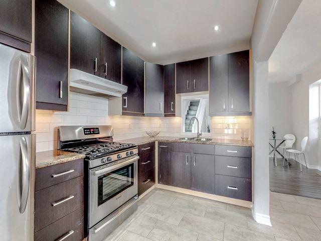 79 Pitt Ave, House detached with 3 bedrooms, 2 bathrooms and 3 parking in Toronto ON | Image 8
